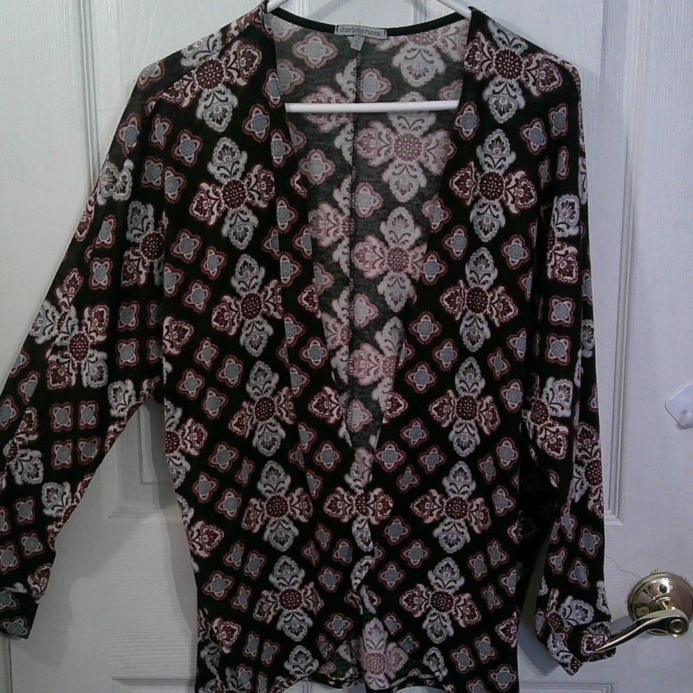 CHARLOTTE RUSSE CARDIGAN SZ.SMALL